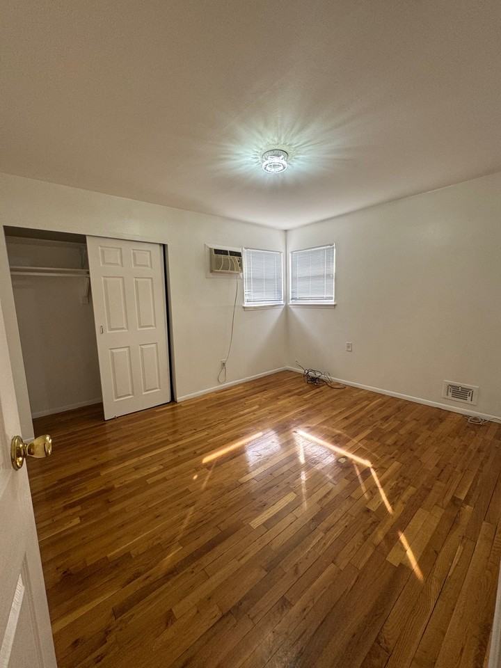 1206 Rockland Ave #NA - Photo 2 of 10