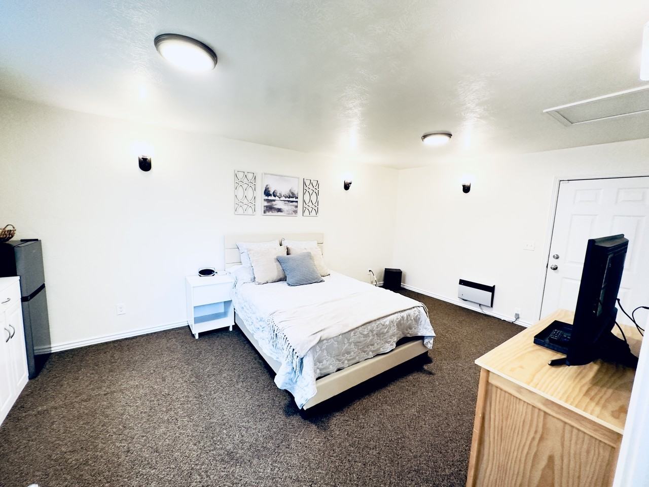 741 Elm Dr #NA - Photo 4 of 12