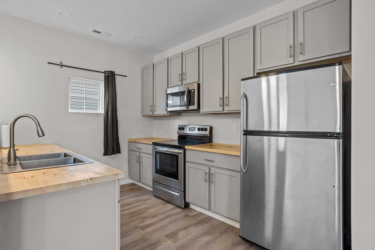 68 W County St #NA - Photo 6 of 16