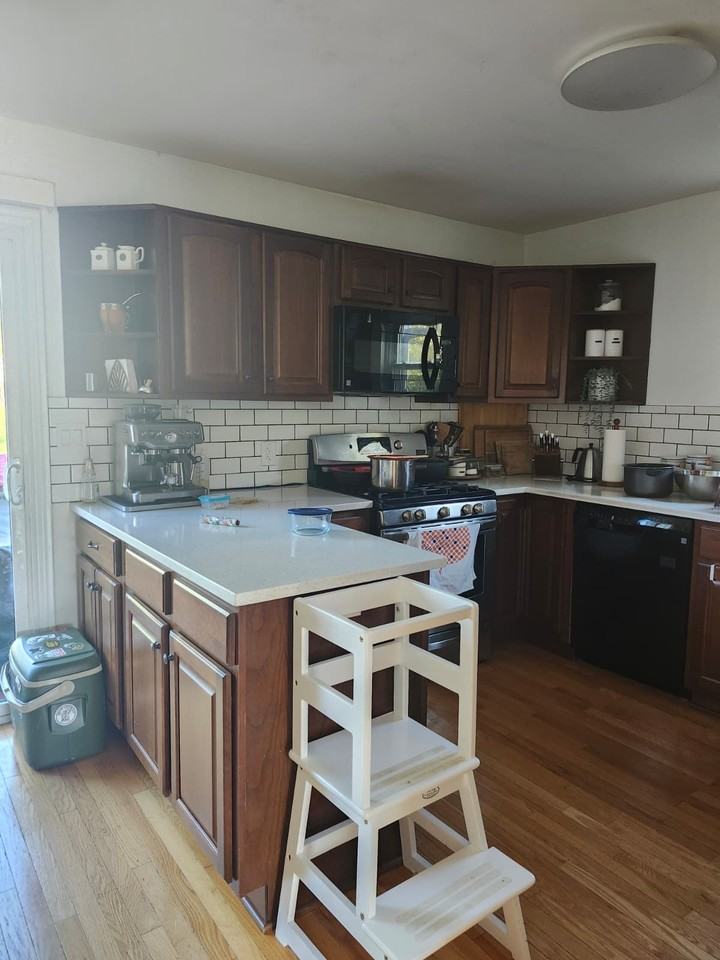 3486 Burbank Dr #NA - Photo 2 of 8