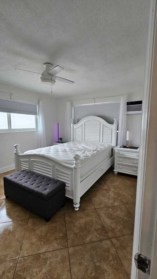 2756 Ne 32nd St #2 - Photo 2 of 13