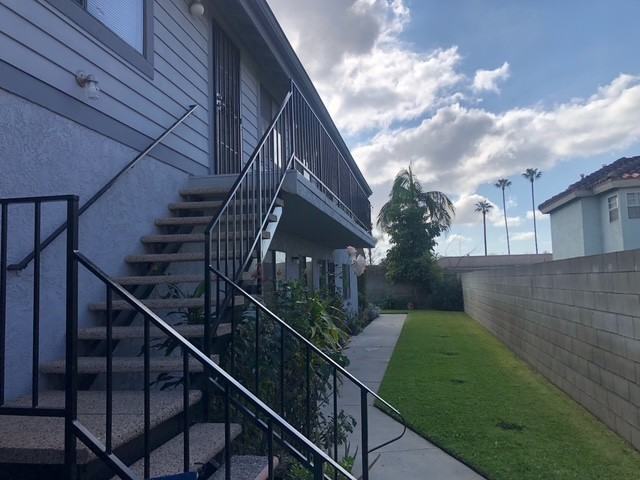 5542 Orange Ave - Photo 6 of 7