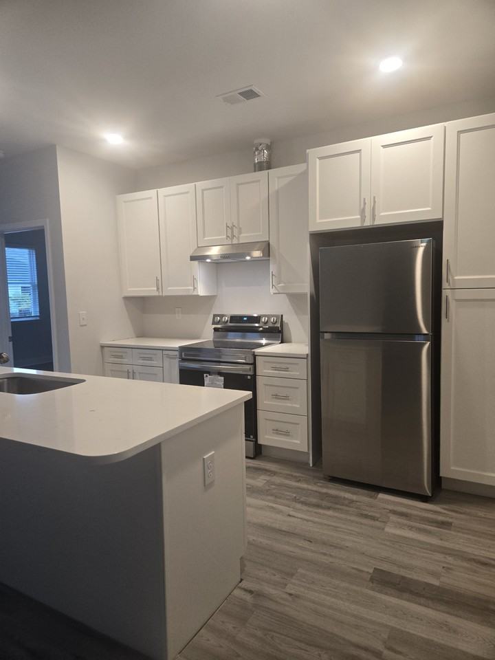 2755 Monaca Dr #NA - Photo 6 of 10