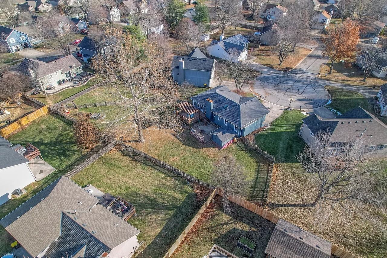 406 Park Ct #NA - Photo 6 of 9