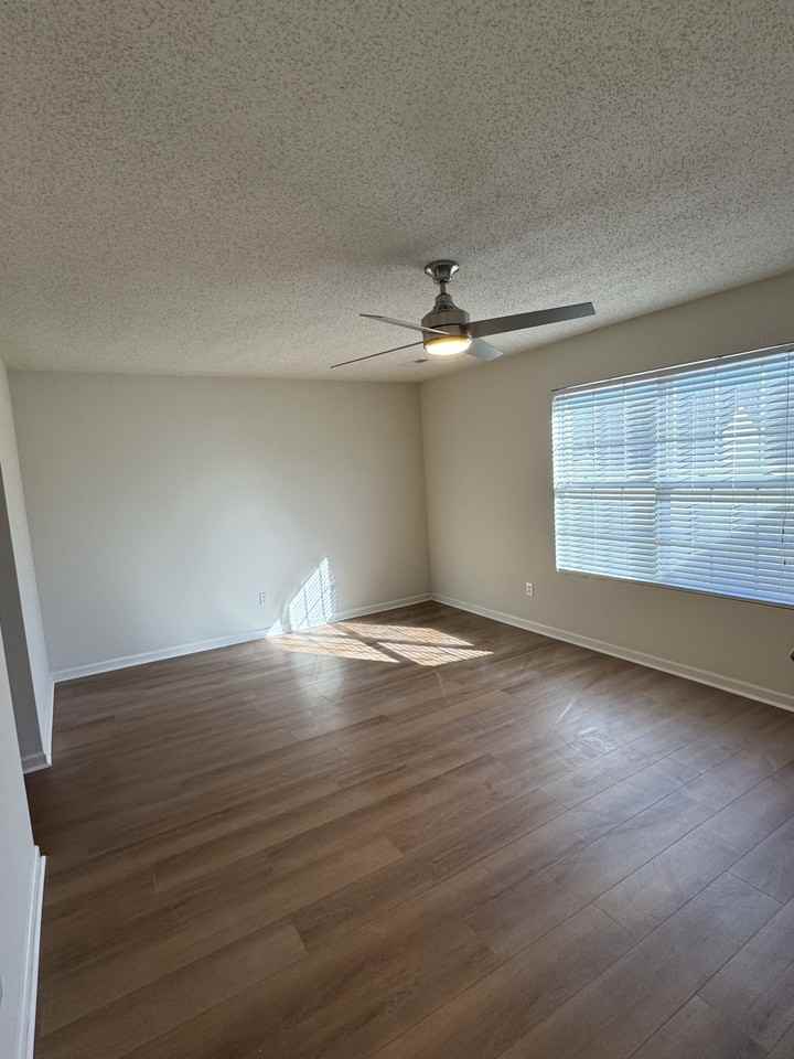 2205 Lannigan Dr #NA - Photo 3 of 9