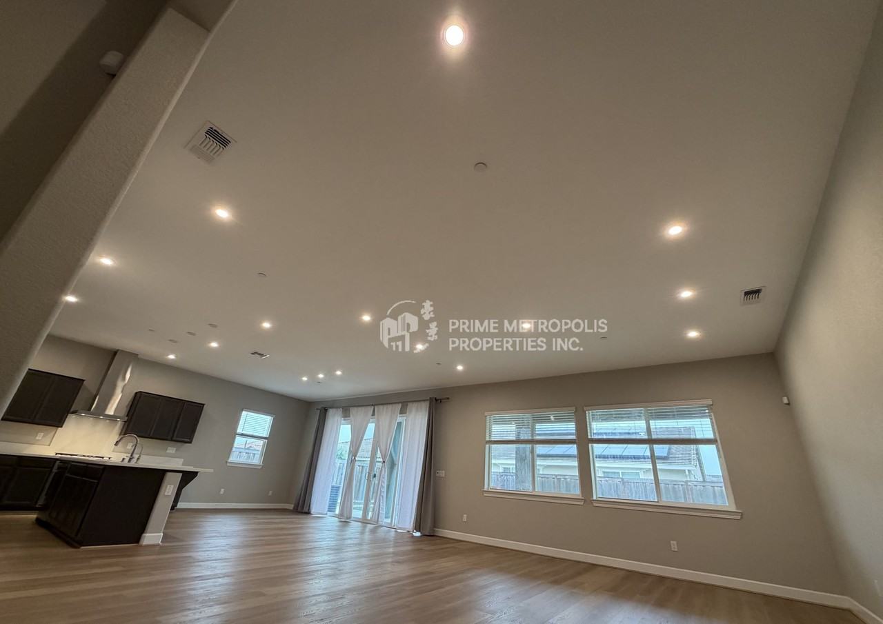 681 Bacarra Street Lathrop CA 95330 #1 - Photo 7 of 45