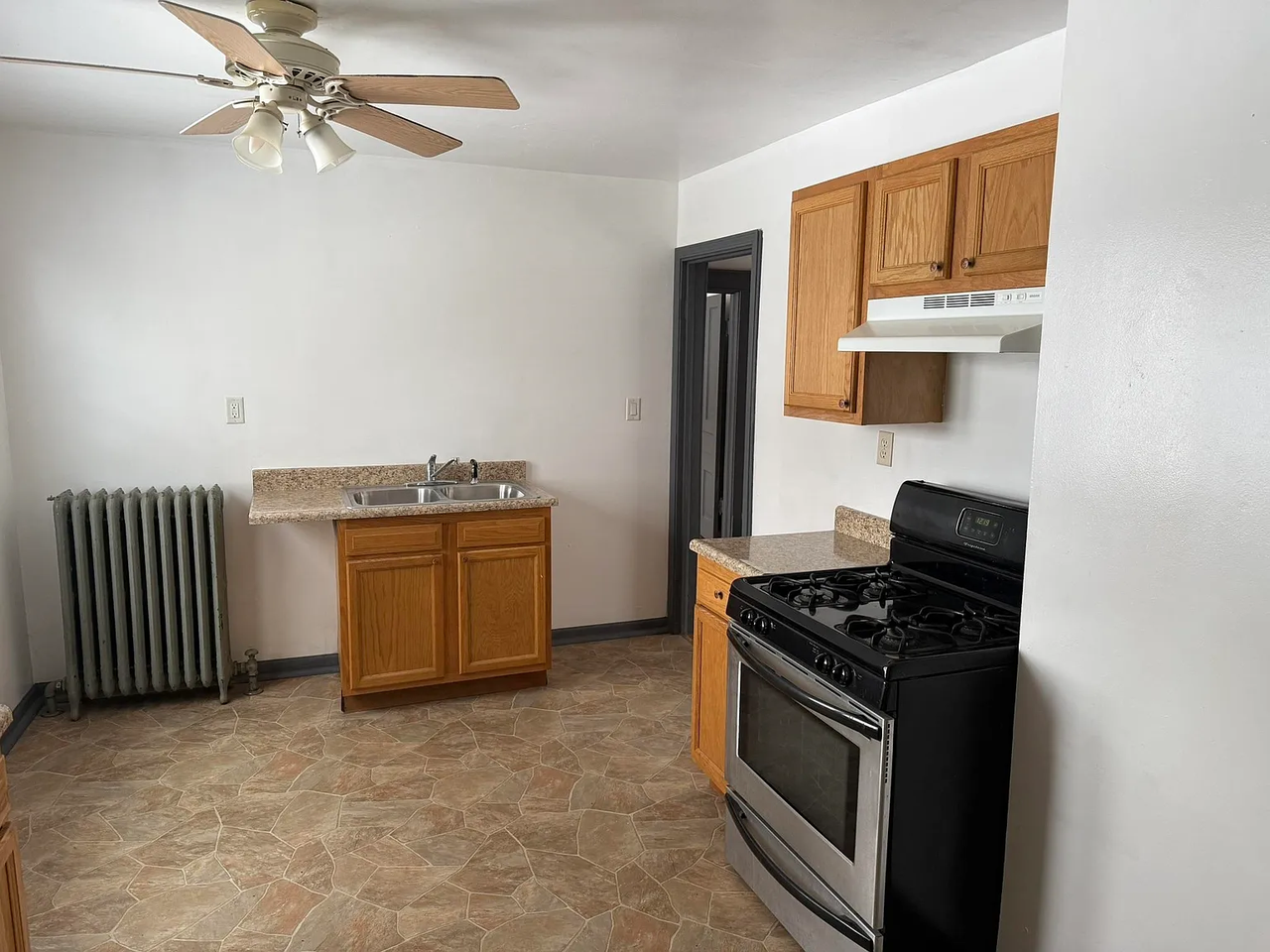 115 E Parkway Ave #115A - Photo 3 of 12