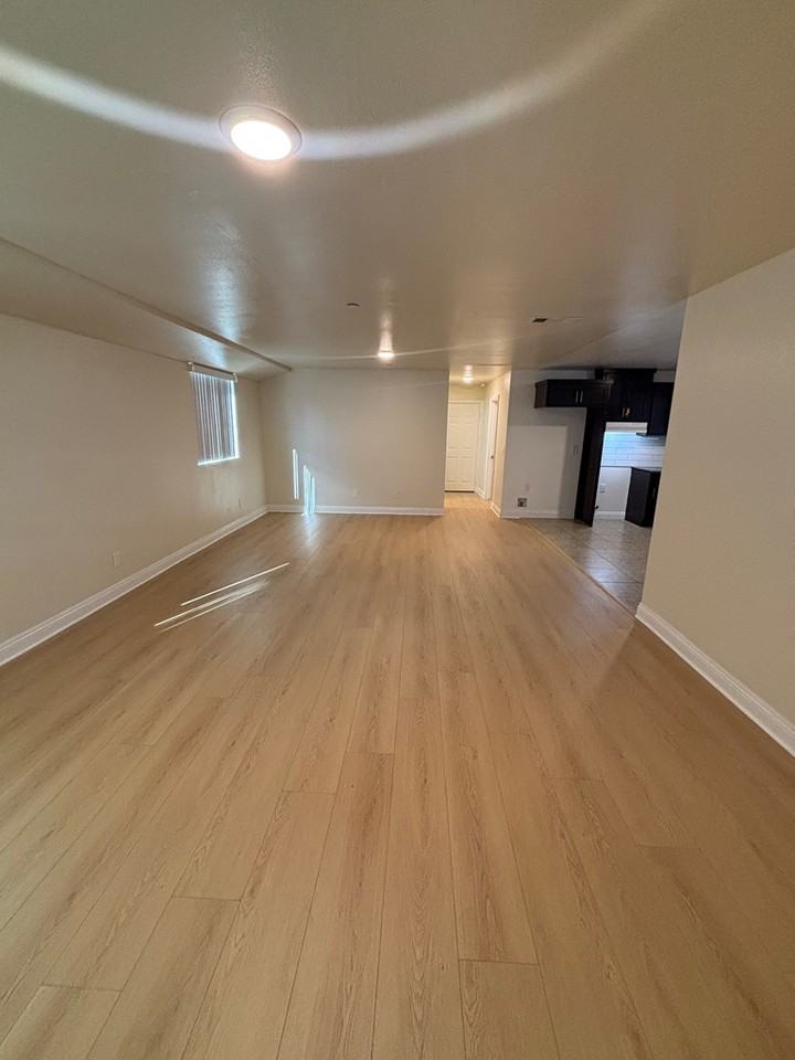 1029 West 65th Street - Photo 3 of 21