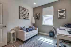 featured image of 2602 Ridgeway Dr