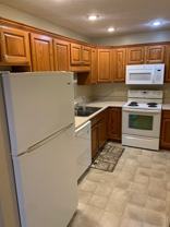 640 McCLUNGUNIT-B #B - Photo 1 of 1