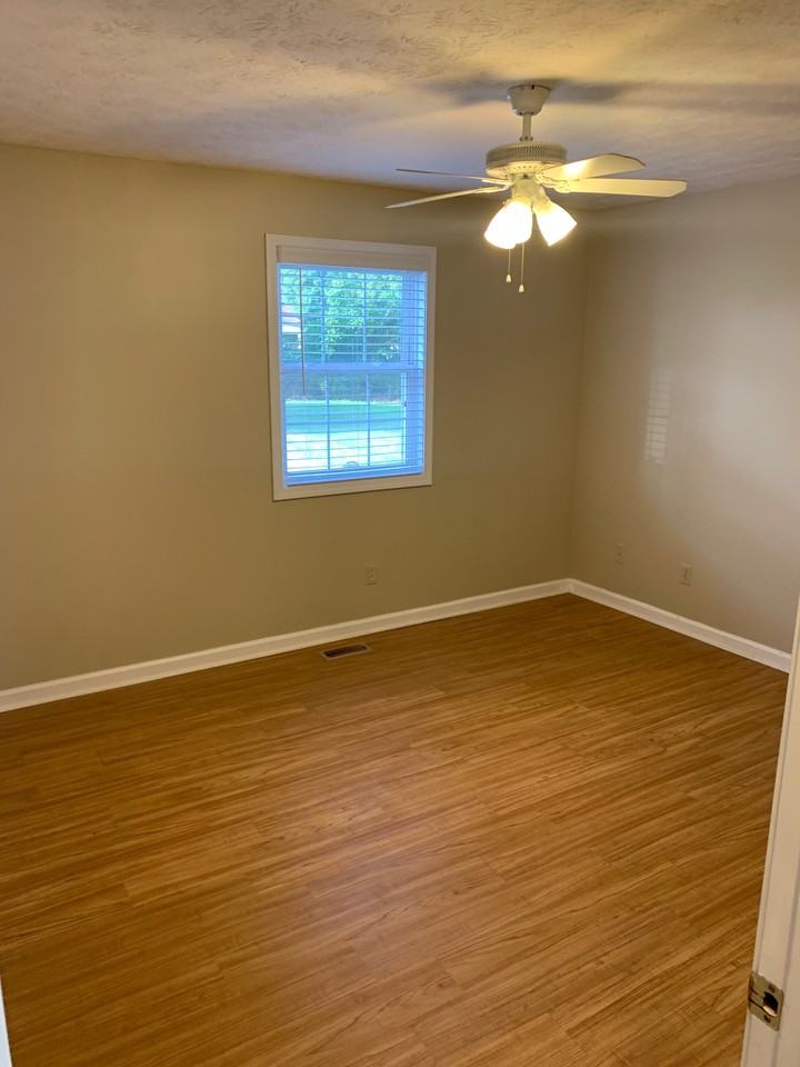 640 McCLUNGUNIT-B #B - Photo 5 of 12