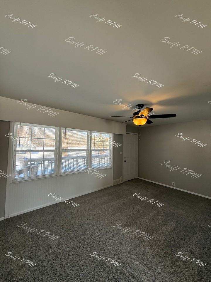 7003 E 113th St #1 - Photo 3 of 16