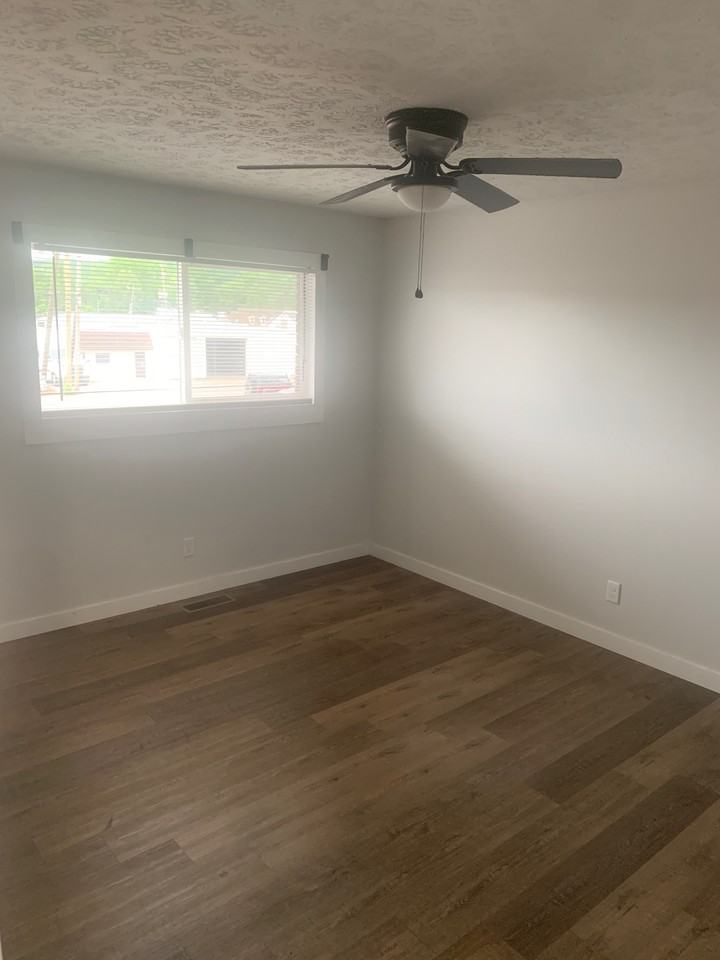 6450 Farmdale Rd #2 - Photo 4 of 11