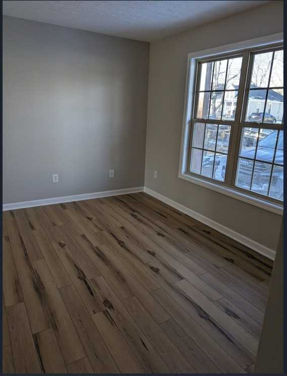 229 E Stephens St #B - Photo 4 of 12