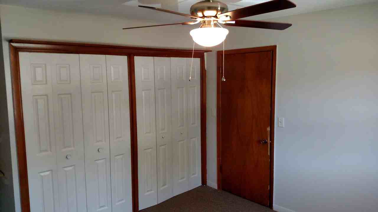 407 N Marshall St #407 - Photo 3 of 6