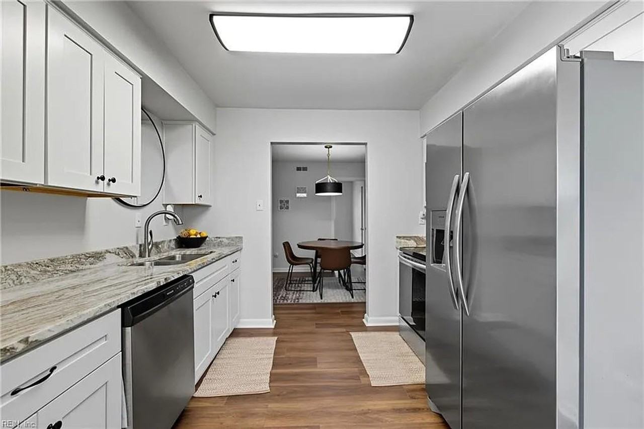 5025 Clairmont Ct - Photo 6 of 21