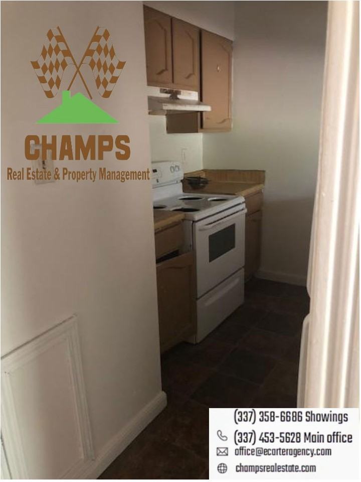 114 N Marigny Cir #D - Photo 2 of 6