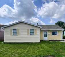 featured image of 1009 E Havens St #1