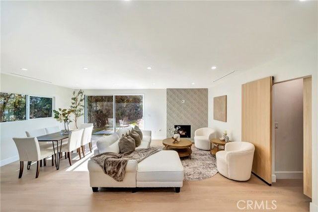 22500 Baltar St - Photo 2 of 8