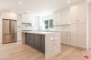 featured image of 12524 Woodbine St