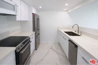 21 1/2 Wavecrest Ave - Photo 7 of 8