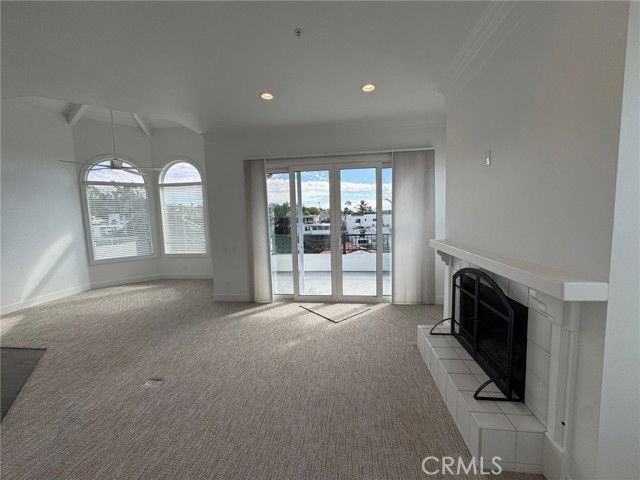 314 Cazador Ln #B - Photo 6 of 8