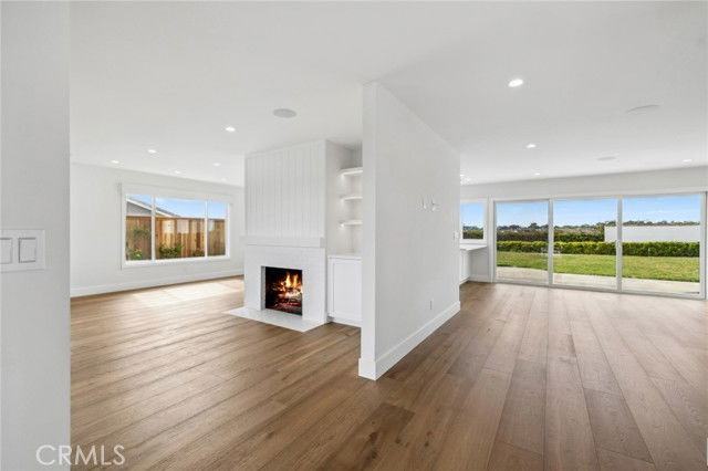 1027 Tiller Way - Photo 3 of 8