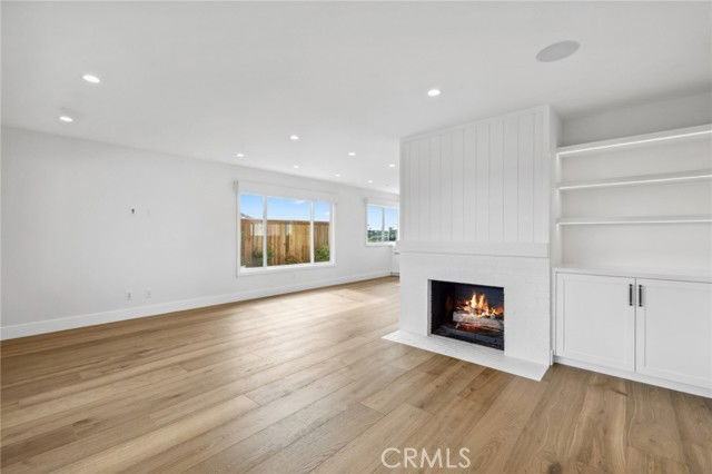 1027 Tiller Way - Photo 4 of 8