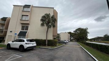 featured image of 7725 Sw 86th St