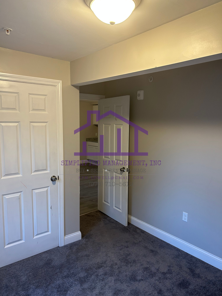 163 Pine St #A4 - Photo 6 of 13