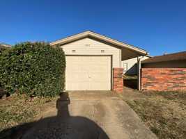 featured image of 1015 Sw 81st St