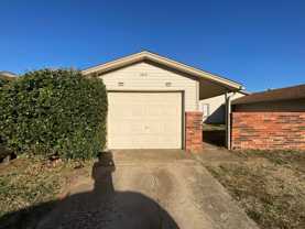 1015 Sw 81st St - Photo 1 of 1