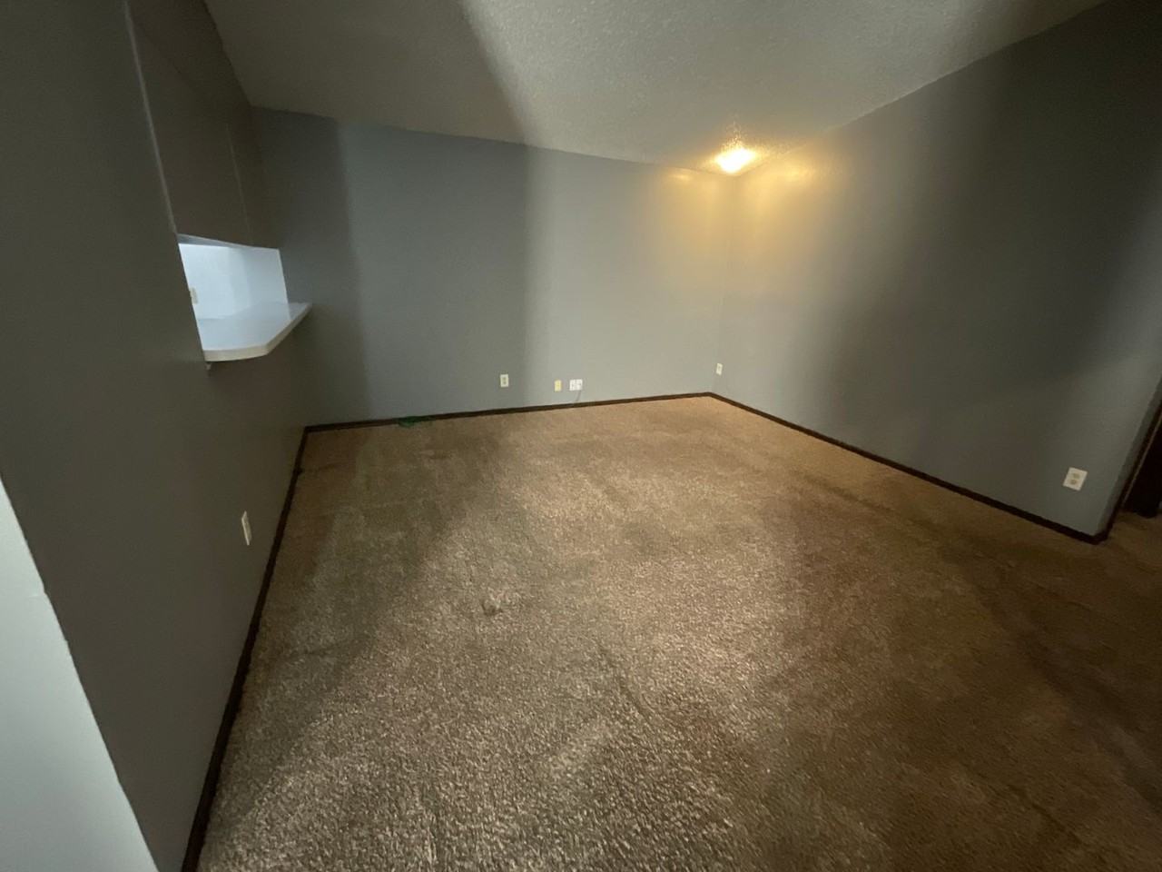 1015 Sw 81st St - Photo 6 of 12