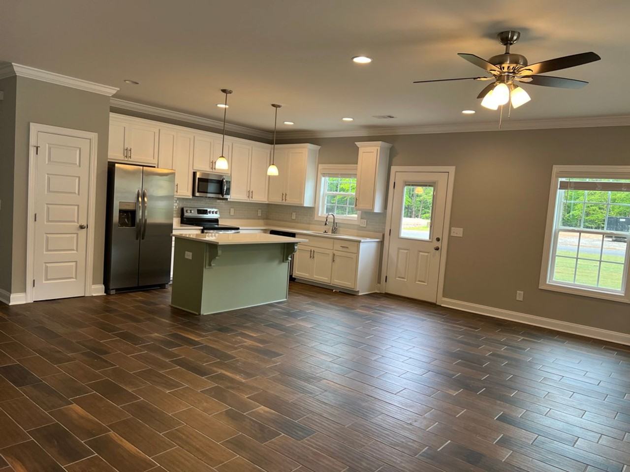 2115 Downs Way - Photo 2 of 13