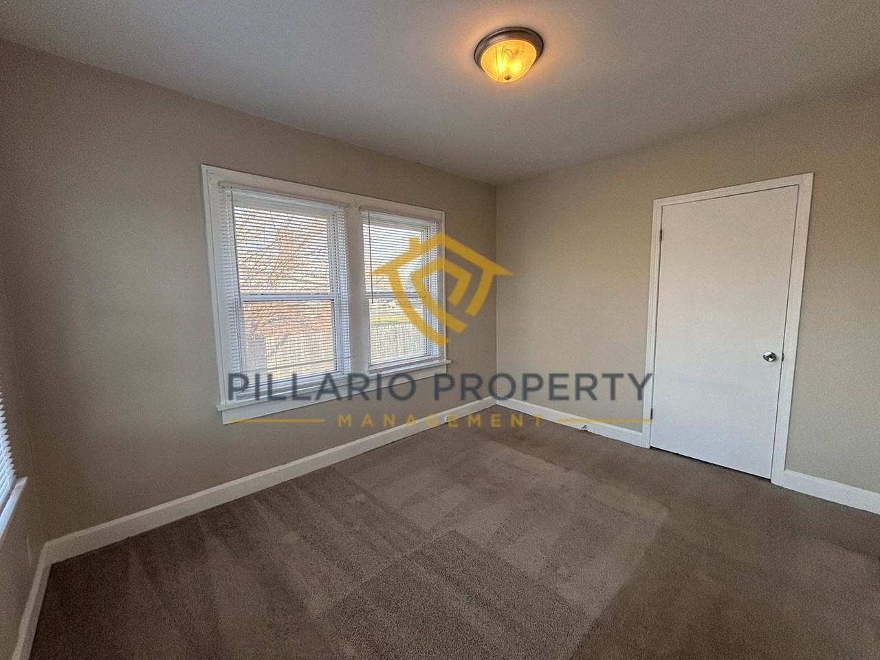 2459 Finley Ave - Photo 7 of 11