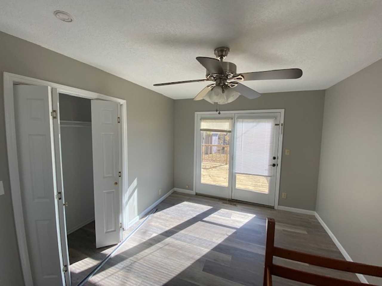 3042 W 16th St - Photo 6 of 11