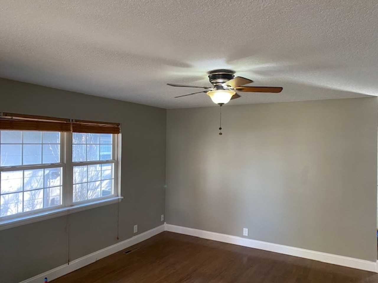 3042 W 16th St - Photo 7 of 11