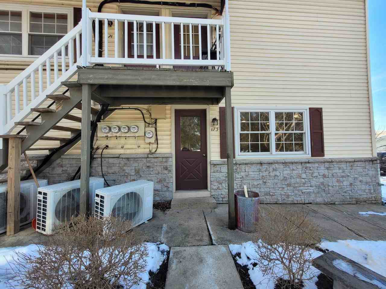 173 Spencer Ave - Photo 2 of 16