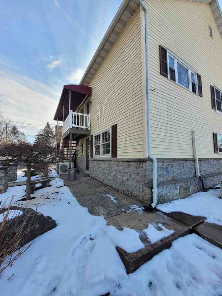 173 Spencer Ave - Photo 3 of 16