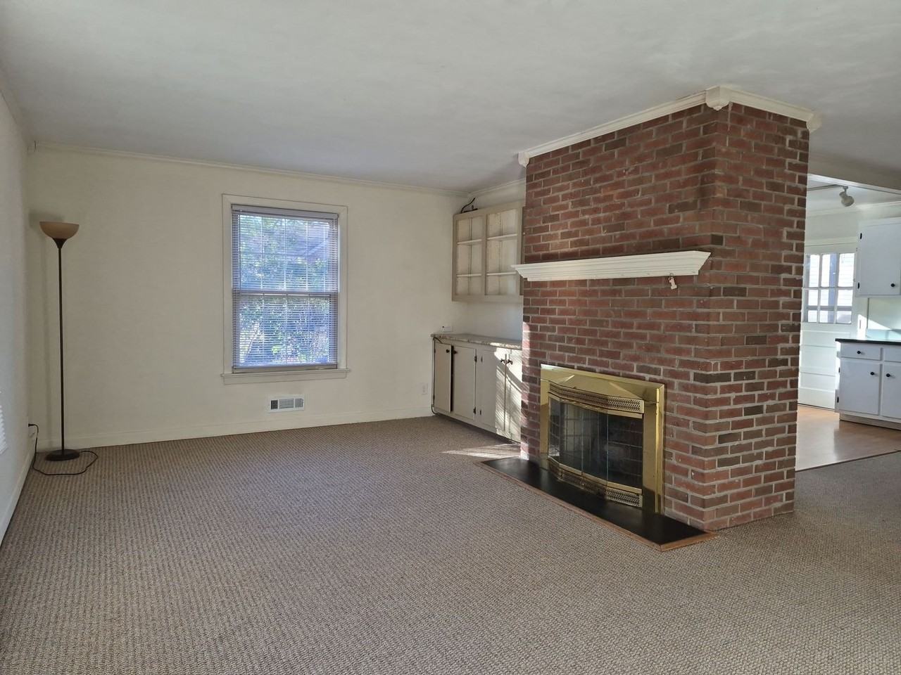 35 Early Dr - Photo 4 of 21