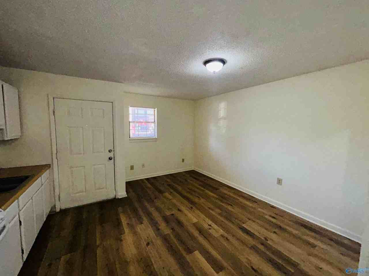 31 8th St Nw #2 - Photo 3 of 9