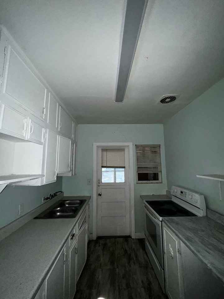 515 S 8th St - Photo 7 of 7