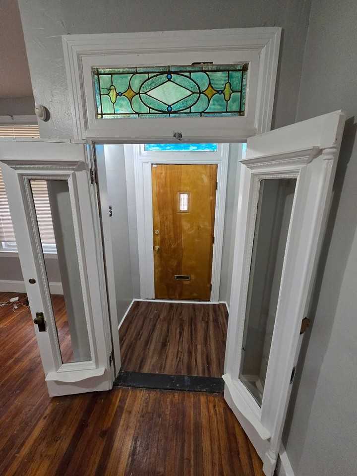 2435 N 25th St - Photo 6 of 31