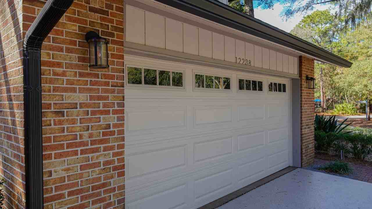 12238 Spiney Ridge Dr S - Photo 2 of 30