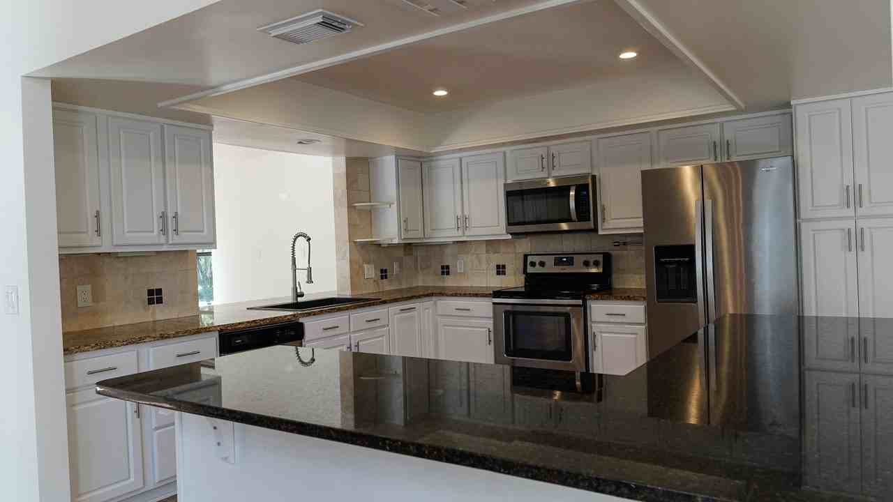 12238 Spiney Ridge Dr S - Photo 5 of 30