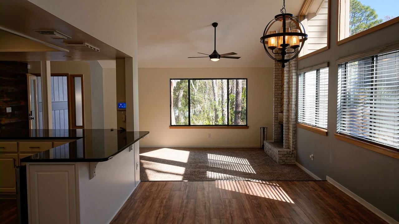 12238 Spiney Ridge Dr S - Photo 6 of 30