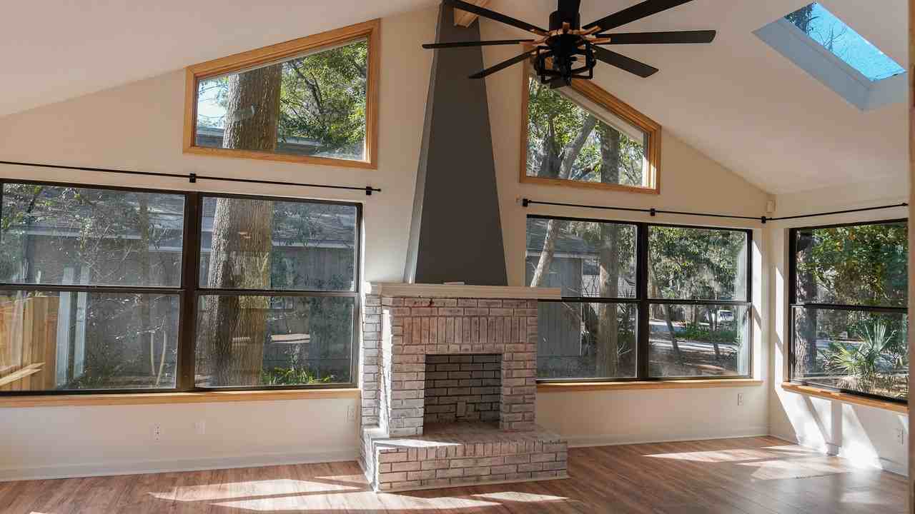 12238 Spiney Ridge Dr S - Photo 7 of 30