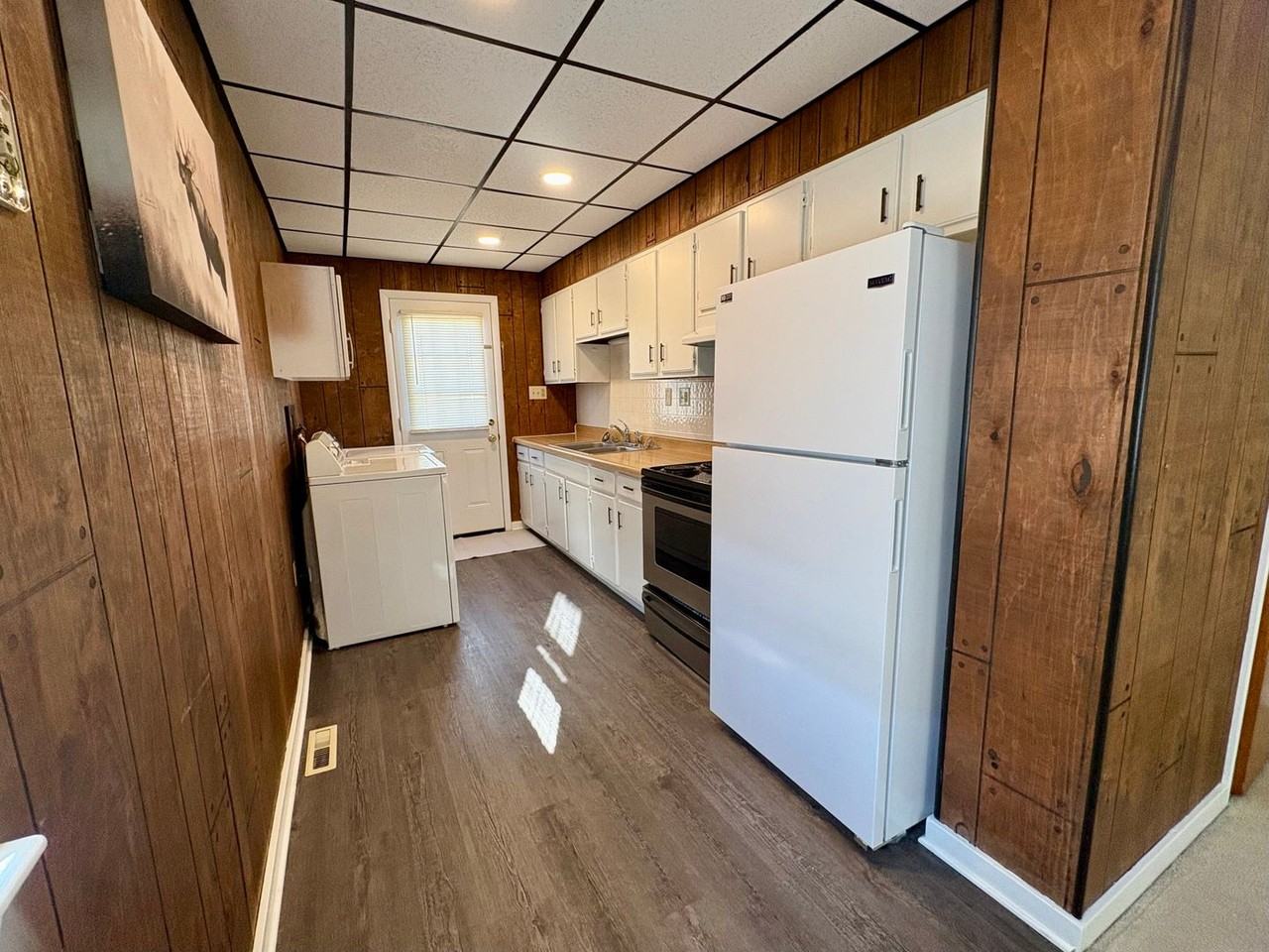 501 E High St - Photo 6 of 21