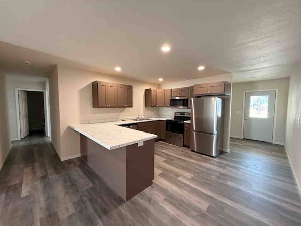 217 Brock Ave - Photo 2 of 8