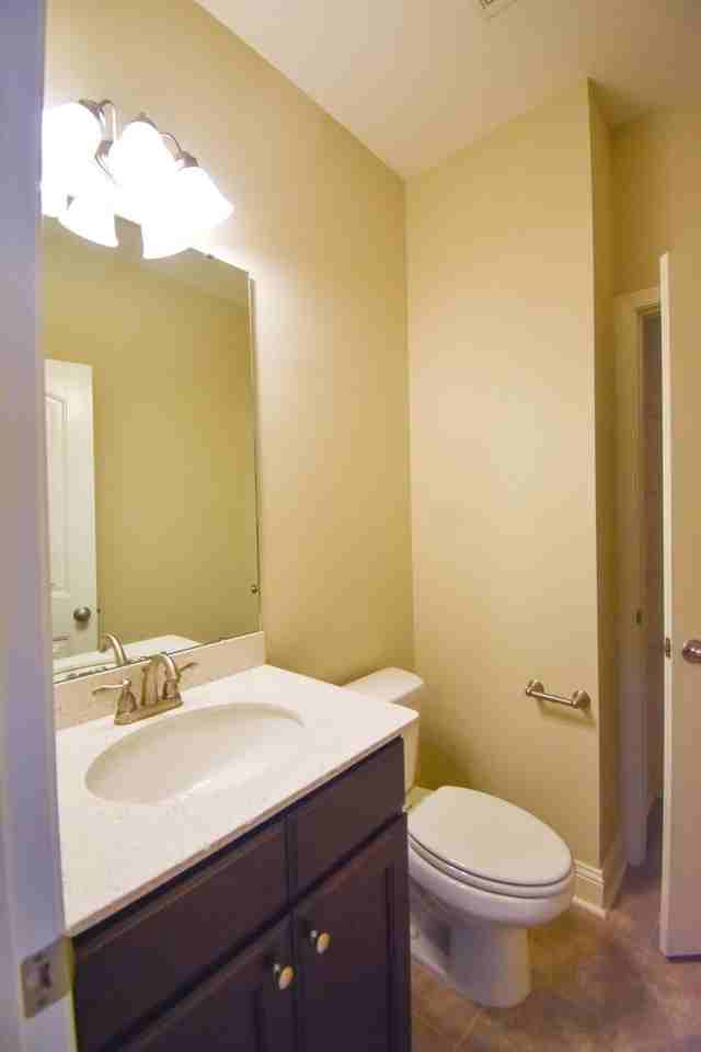 915 Carolina Ave - Photo 4 of 25